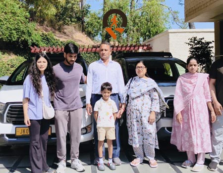Kashmir family tour package